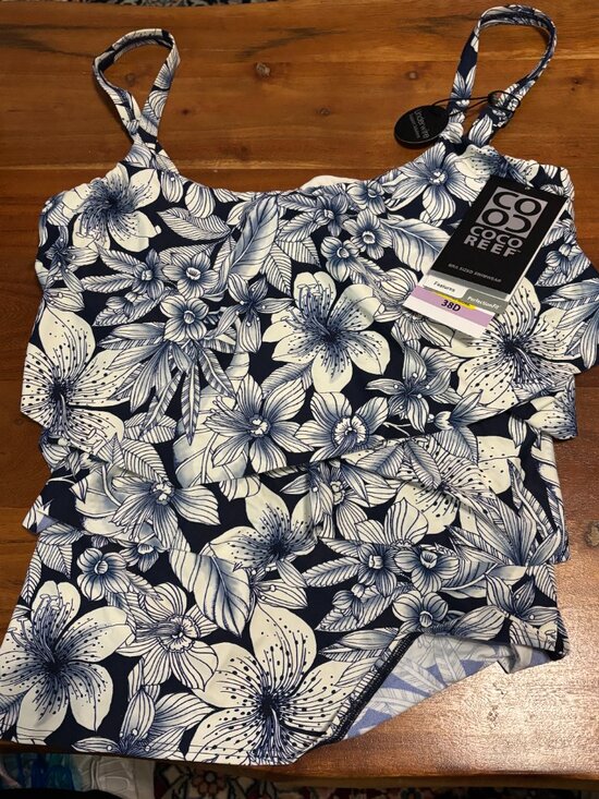 Coco Reef Women's Navy Floral Swimsuit Top, 38D, New - Picture 2 of 9